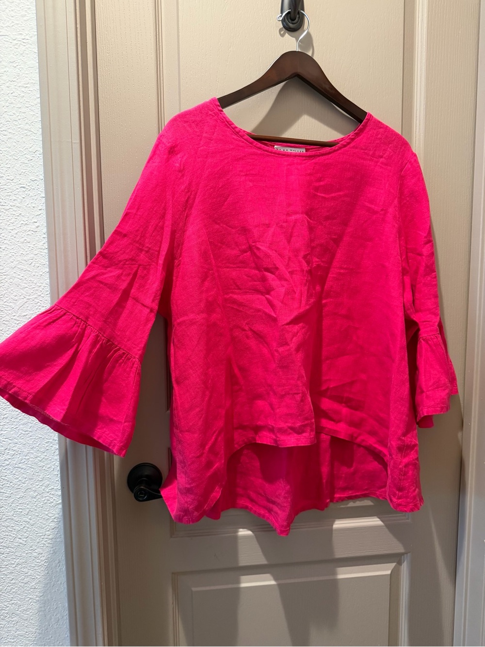 bryn Walker Hot Pink Bell-Sleeve Linen Tunic